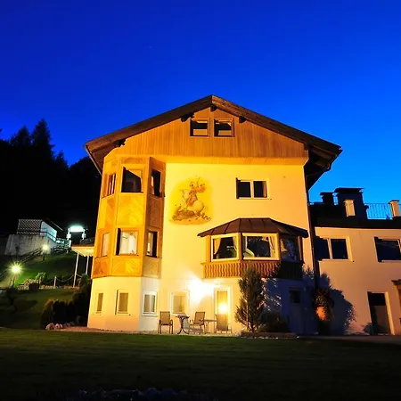 Hotel-Garni Drachenburg-2