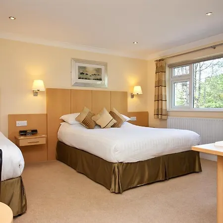 Lingwood Lodge-2