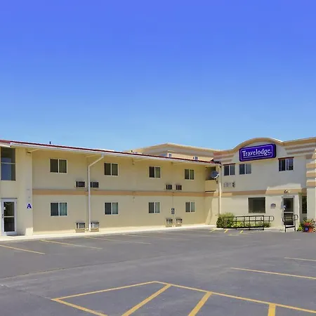 Travelodge Lima-3
