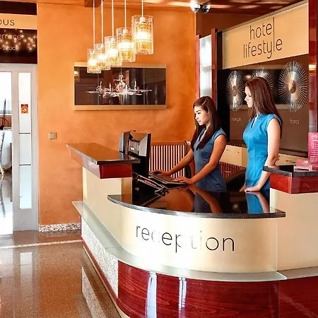 Hotel Lifestyle-3