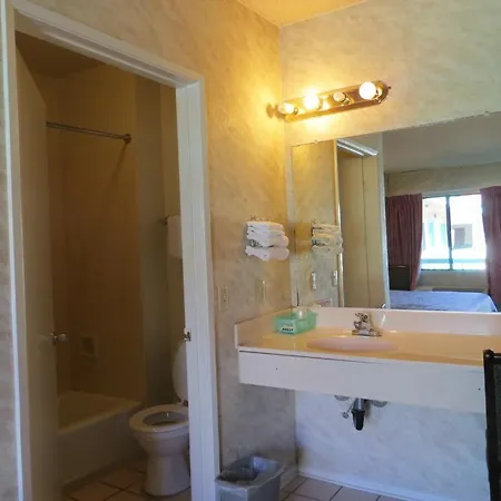 Bristol Motel-3