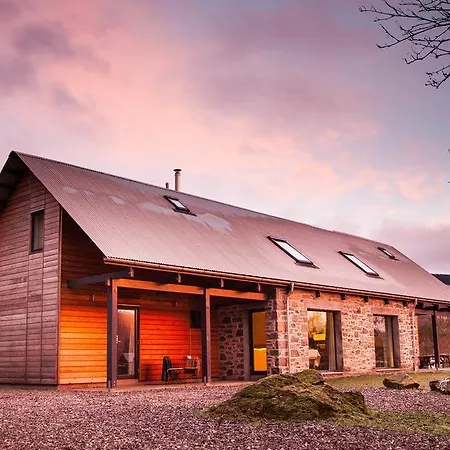 The Steading B&B-3