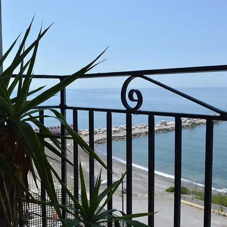 B&B Fronte Del Mare-3