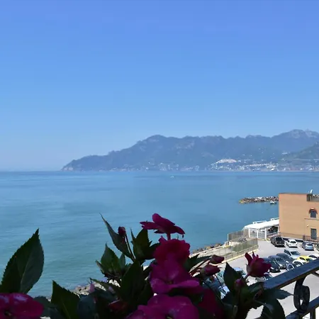 B&B Fronte Del Mare-2