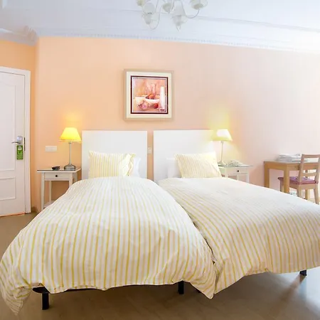 Hostal Adriano-3