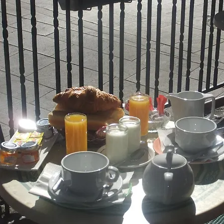 Hotel-Café du Trinquet-3