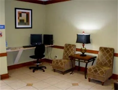 Days Inn By Wyndham Alice-3