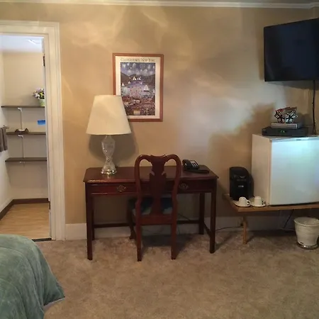 The Tunnicliff Inn-2