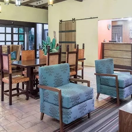 Dobson Ranch Inn-3