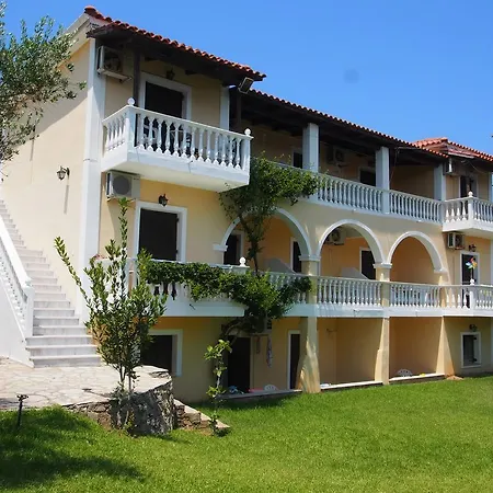 Studios Petra-2