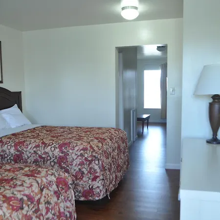 Spindrift Motel-3