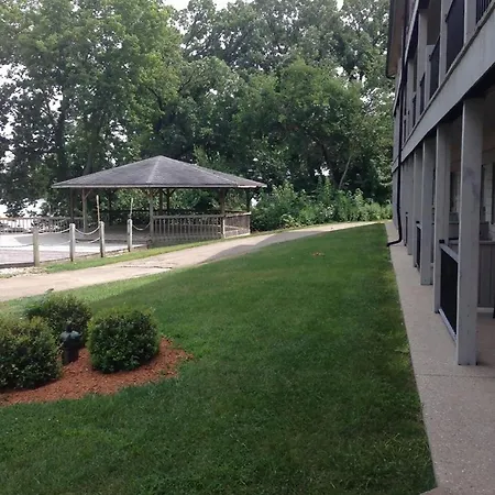 Paddle Wheel Inn-3