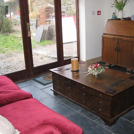 The Horseshoe Guesthouse-3