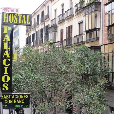 Hostal Palacios Fuencarral-3