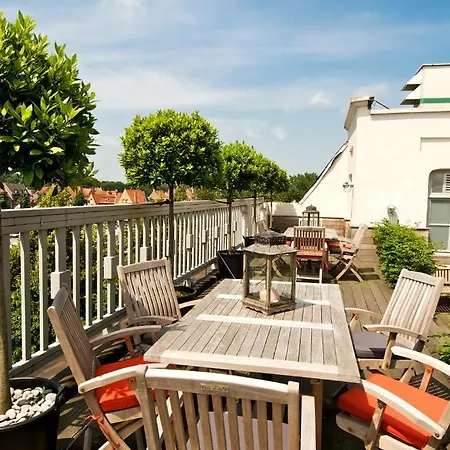 Hotel Bliss-3