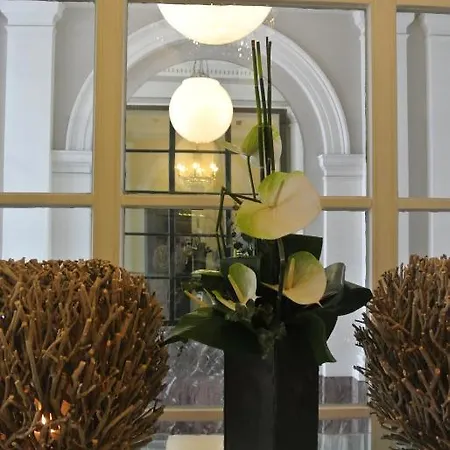 Hotel La Legende-3