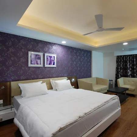 Hotel Ambassador-3