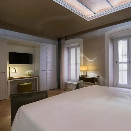 10 Karakoy-3