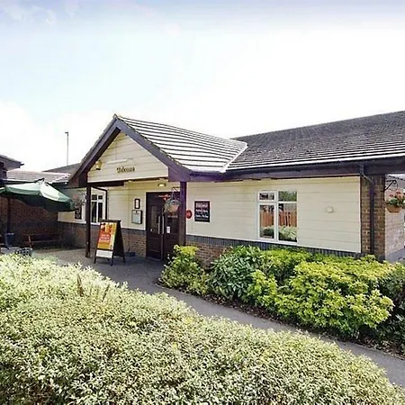 Premier Inn Sittingbourne Kent-2