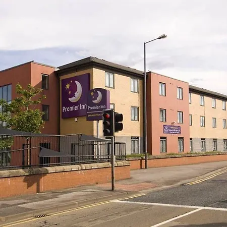 Premier Inn Sheffield Meadowhall-3