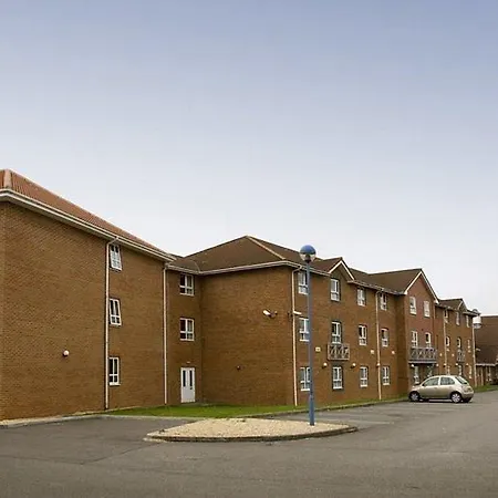 Premier Inn Welwyn Garden City-3