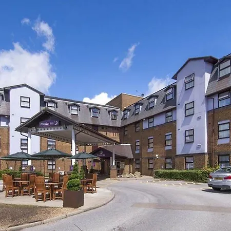 Premier Inn London Gatwick Airport A23-3