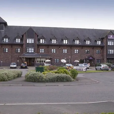 Premier Inn Carlisle Central-3