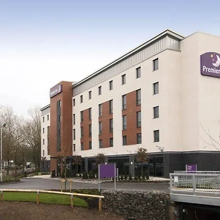 Premier Inn Warwick-3