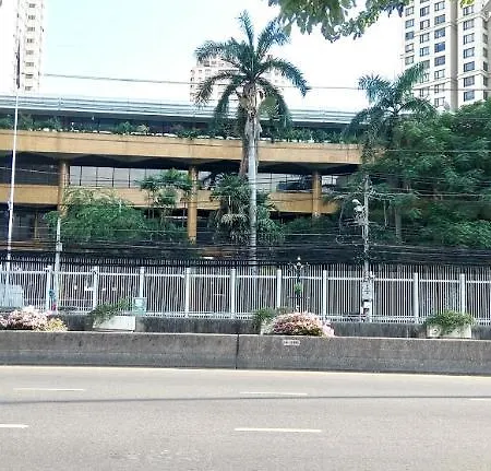 The Boss'S Place Sathorn-2