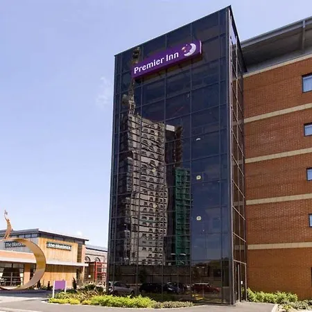 Premier Inn Wolverhampton City Centre-3