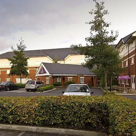 Premier Inn Warrington-3