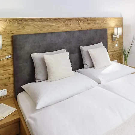 Hotel Garni Ingeborg-3