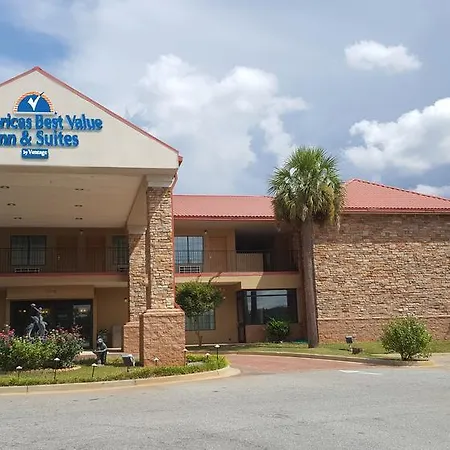 Americas Best Value Inn & Suites-Griffin-3