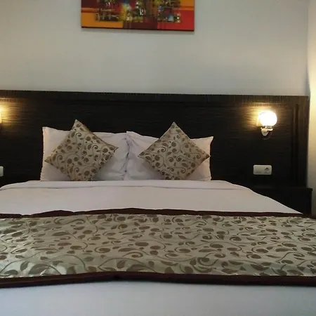 Asta House-3