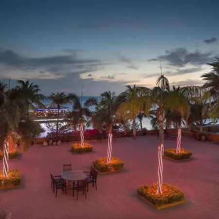 Aruba Surfside Marina-2