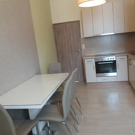 Ditta Rooms Debrecen-2