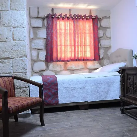 Mensa Christi Guesthouse-3