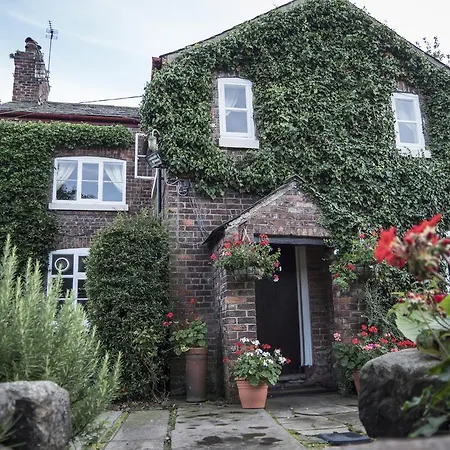 Ash Farm Country House-2