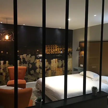 Logis Hotel Le Privilege-3