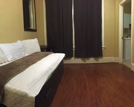 Yale Hotel-2