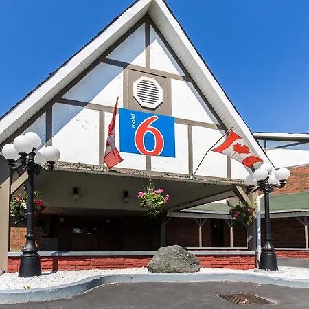 Motel 6-Trenton, On-3