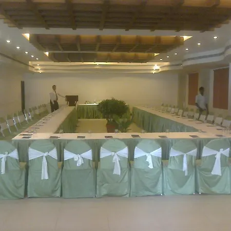 Hotel Golden Orchid-3
