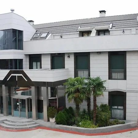 Hostal Los 5 Pinos-2