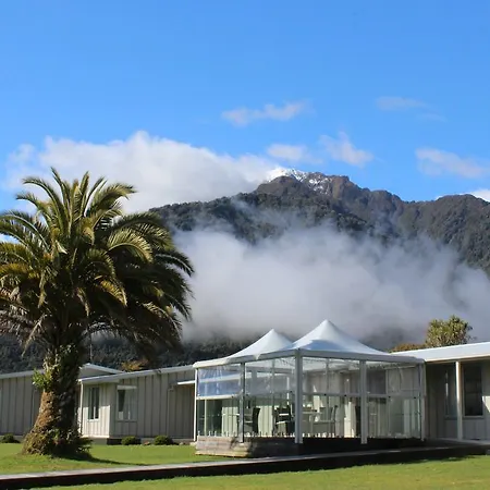 Franz Josef Oasis-2
