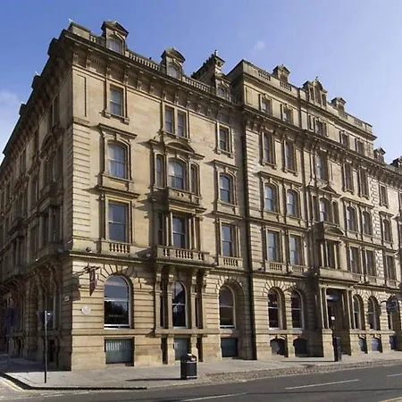 Premier Inn Newcastle Quayside-2