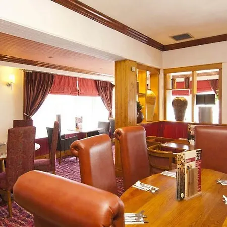 Premier Inn Huddersfield Central-3