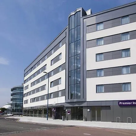 Premier Inn Southampton West Quay-2