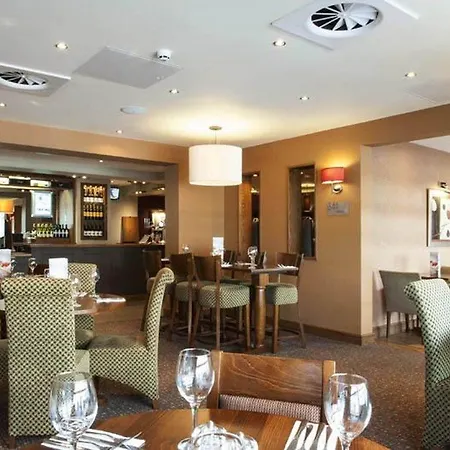 Premier Inn London Croydon Town Centre-3