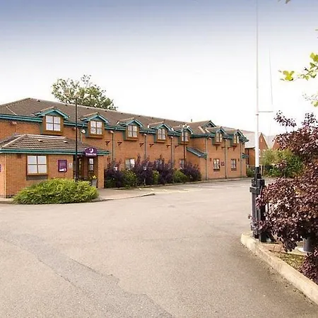 Premier Inn Leicester South-2