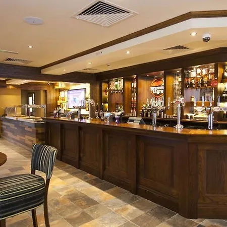 Premier Inn Exeter - M5 J29-3